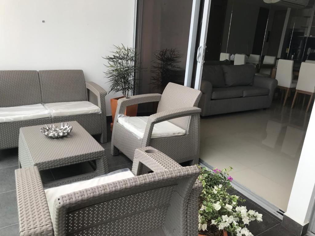 Lago Y Mar Apartamentos Cartagena ภายนอก รูปภาพ