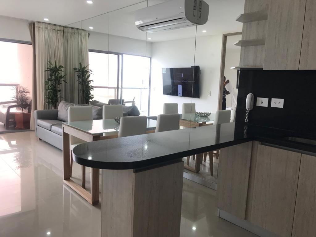 Lago Y Mar Apartamentos Cartagena ภายนอก รูปภาพ